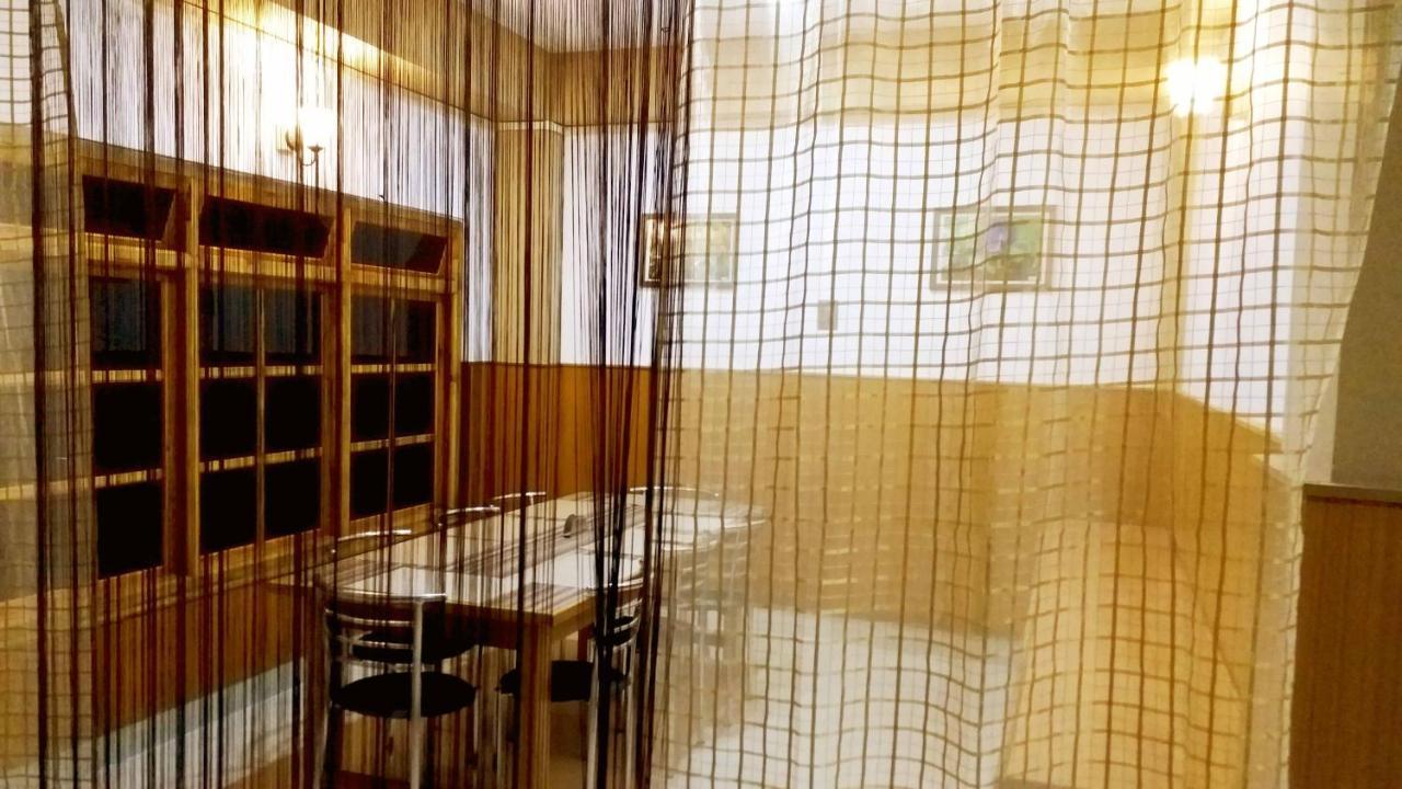 Hotel The Oak Tavang Kültér fotó