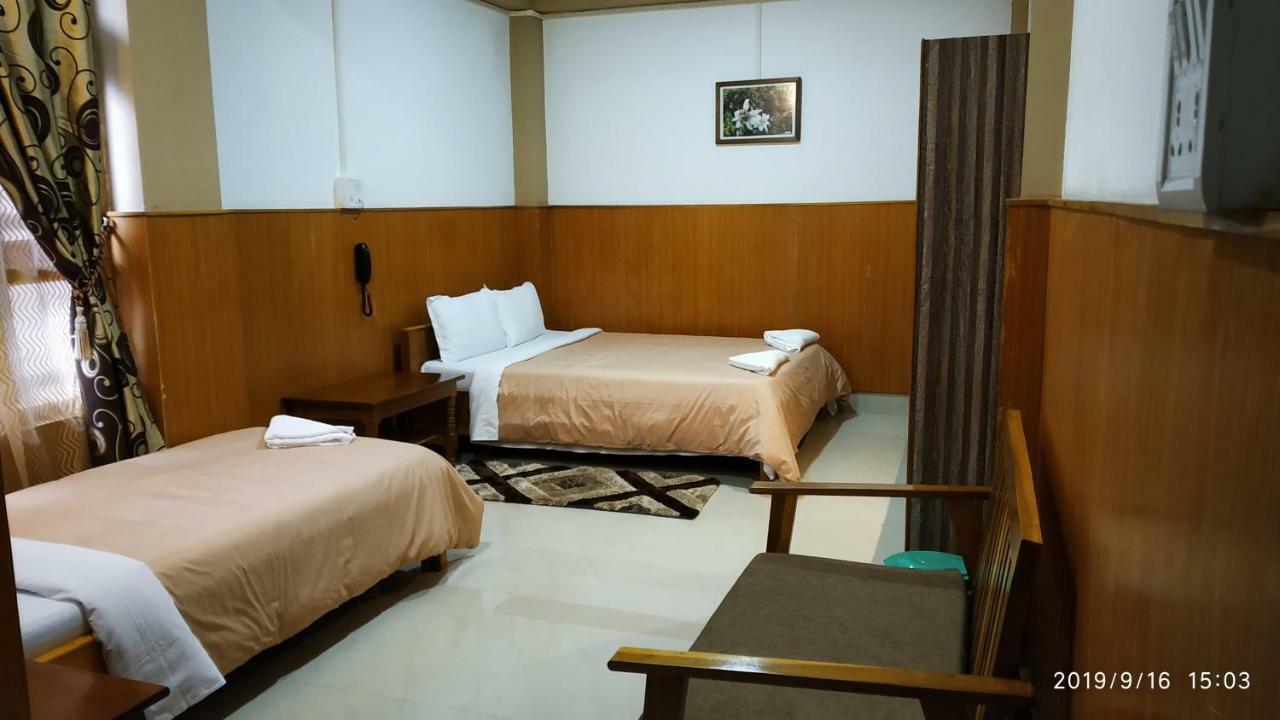 Hotel The Oak Tavang Kültér fotó